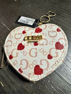 GUESS Heart Pouch White & Red NWT
